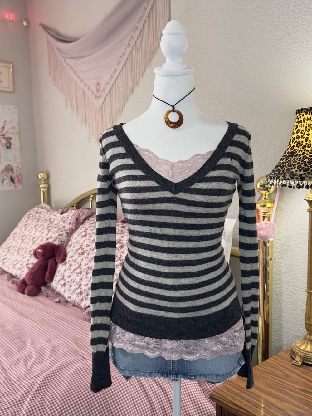 Y2K Striped V-Neck Fitted Sweater in Charcoal & Light Gray